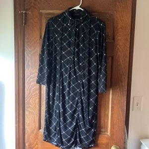 The Limited Dress with self tie belt. Size M.